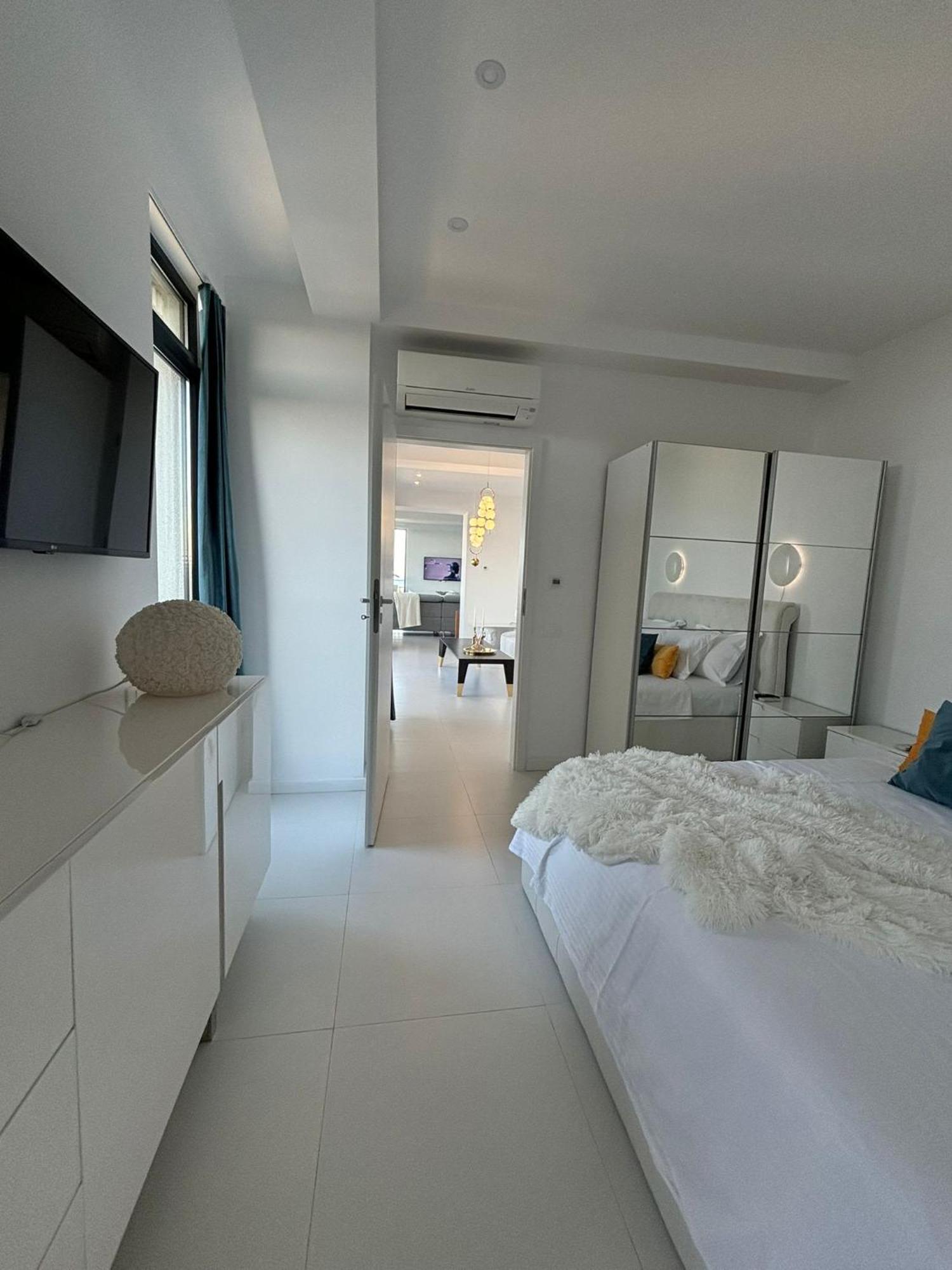 Апартаменти Donna Alba Seaview Penthouse, Casa Ta De Pe Plaja Нептун Екстер'єр фото
